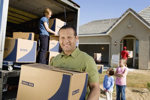 Practical truck hire for moving day access in Wandsworth